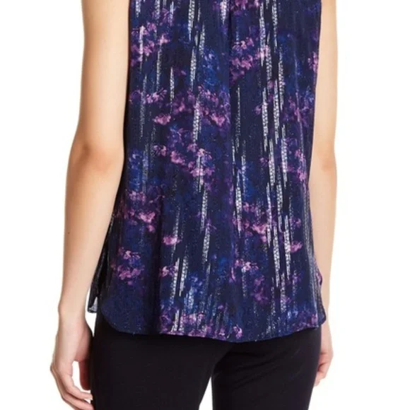 T Tahari Sleeveless Blouse Size Small NWT - Picture 2 of 7